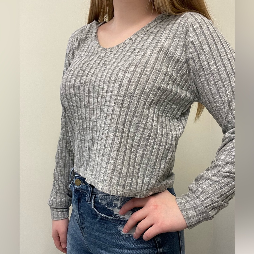 Cropped billabong hoodie size XS